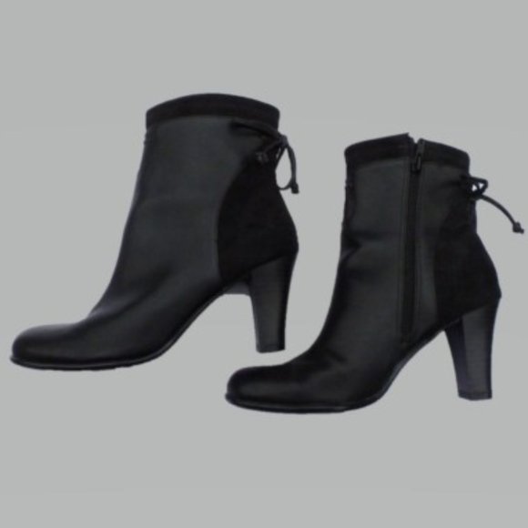 A2 by Aerosoles 5.5M Black Ankle Boot with Tie Deail - Picture 4 of 5